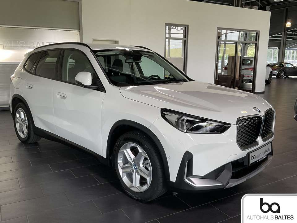 BMW iX1 - Imagem 5