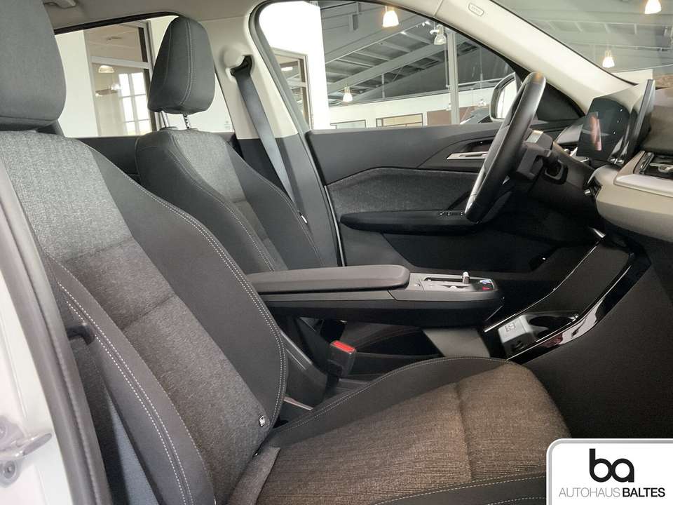 BMW iX1 - Imagem 7