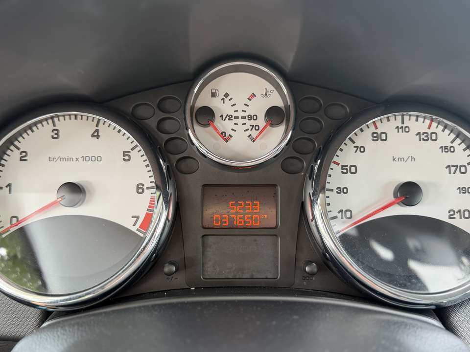 Peugeot 207 - Imagem 14