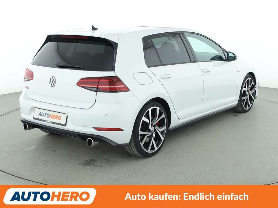 Volkswagen Golf GTI - Imagem 6
