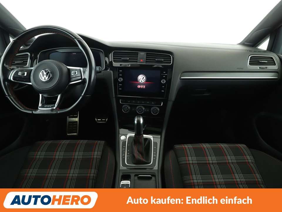 Volkswagen Golf GTI - Imagem 12