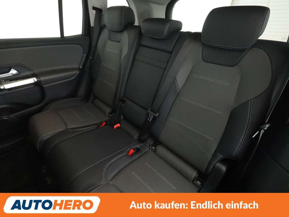 Mercedes-Benz GLB 220 - Imagem 14