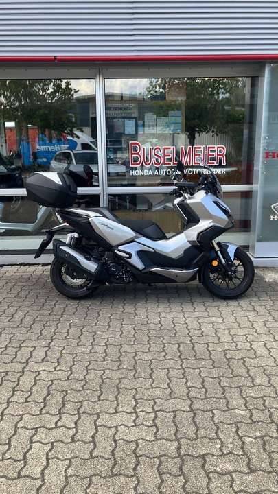 Honda ADV 350 - Imagem 2