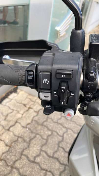 Honda ADV 350 - Imagem 6