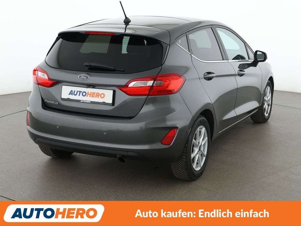 Ford Fiesta - Imagem 6