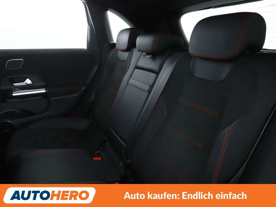 Mercedes-Benz B 200 - Imagem 14