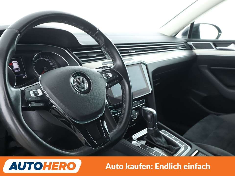 Volkswagen Passat - Imagem 11
