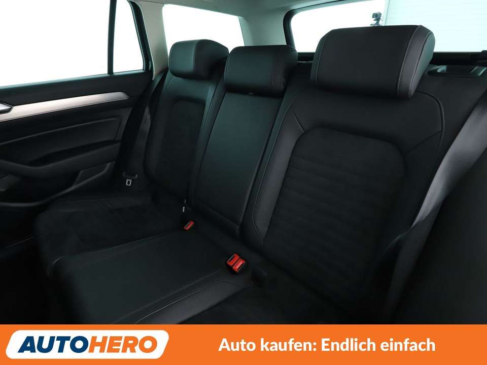 Volkswagen Passat - Imagem 14