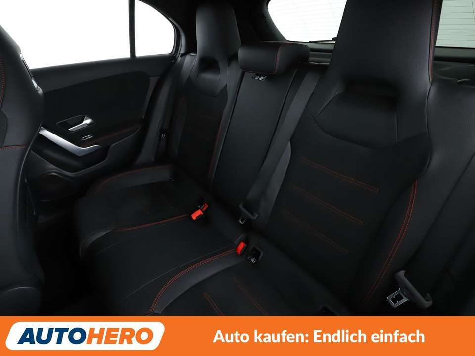 Mercedes-Benz A 220 - Imagem 14