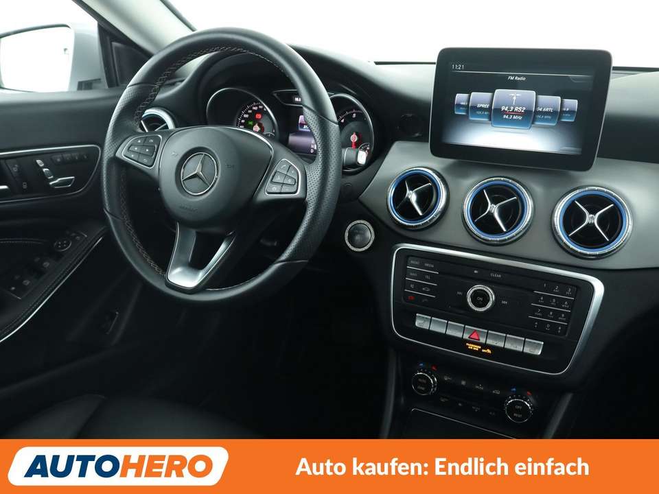 Mercedes-Benz CLA 250 - Imagem 13