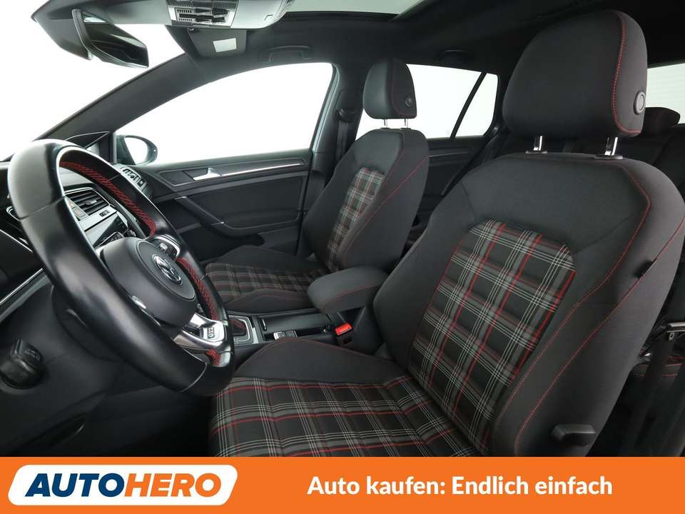 Volkswagen Golf GTI - Imagem 10
