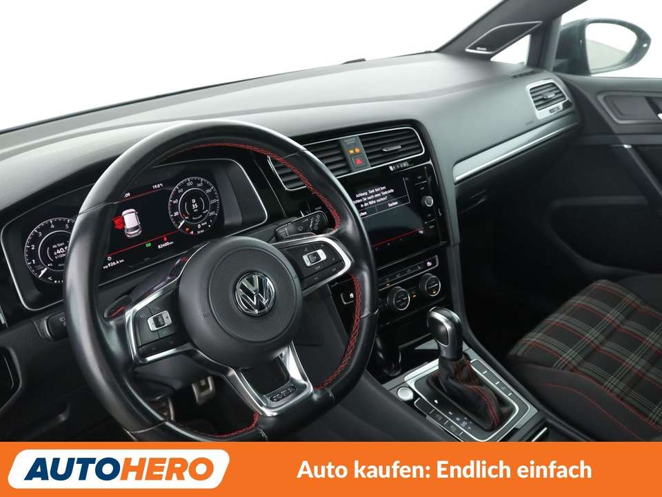 Volkswagen Golf GTI - Imagem 11