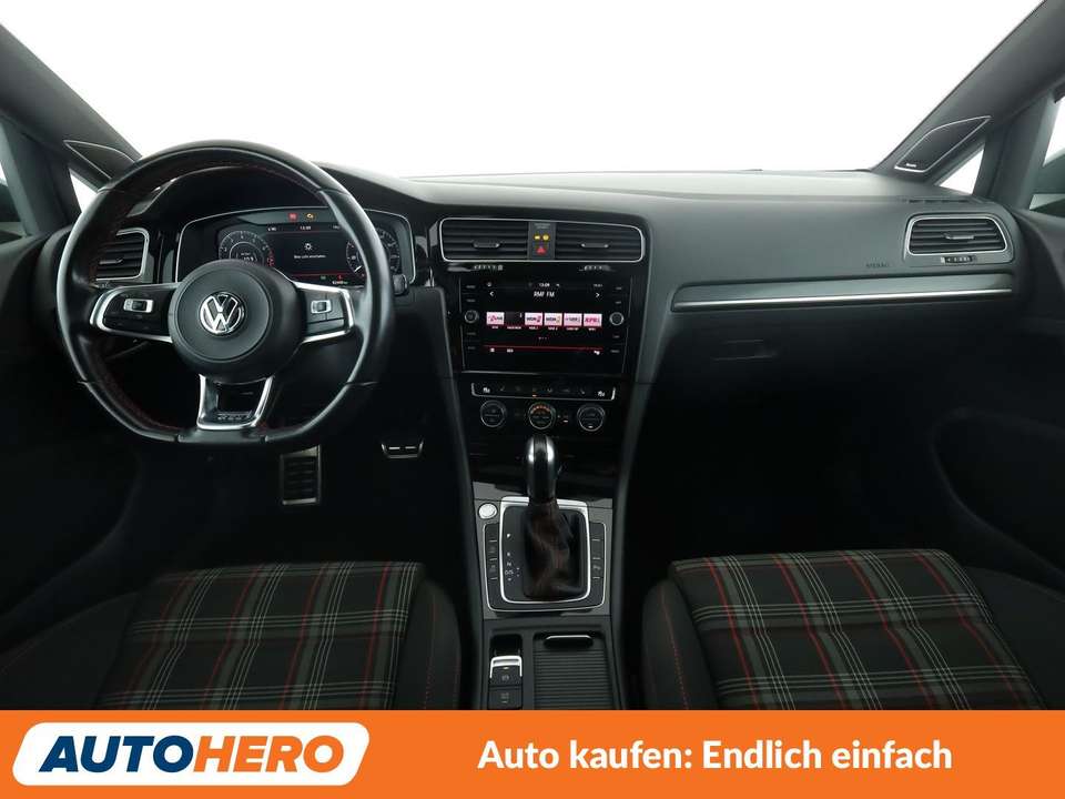 Volkswagen Golf GTI - Imagem 12