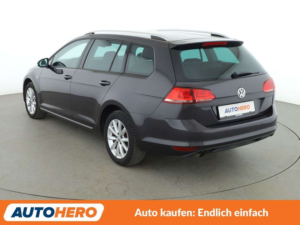 Volkswagen Golf - Imagem 4