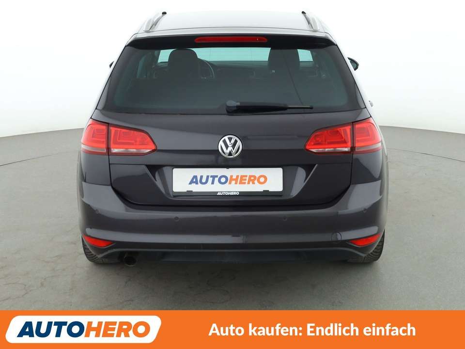 Volkswagen Golf - Imagem 5