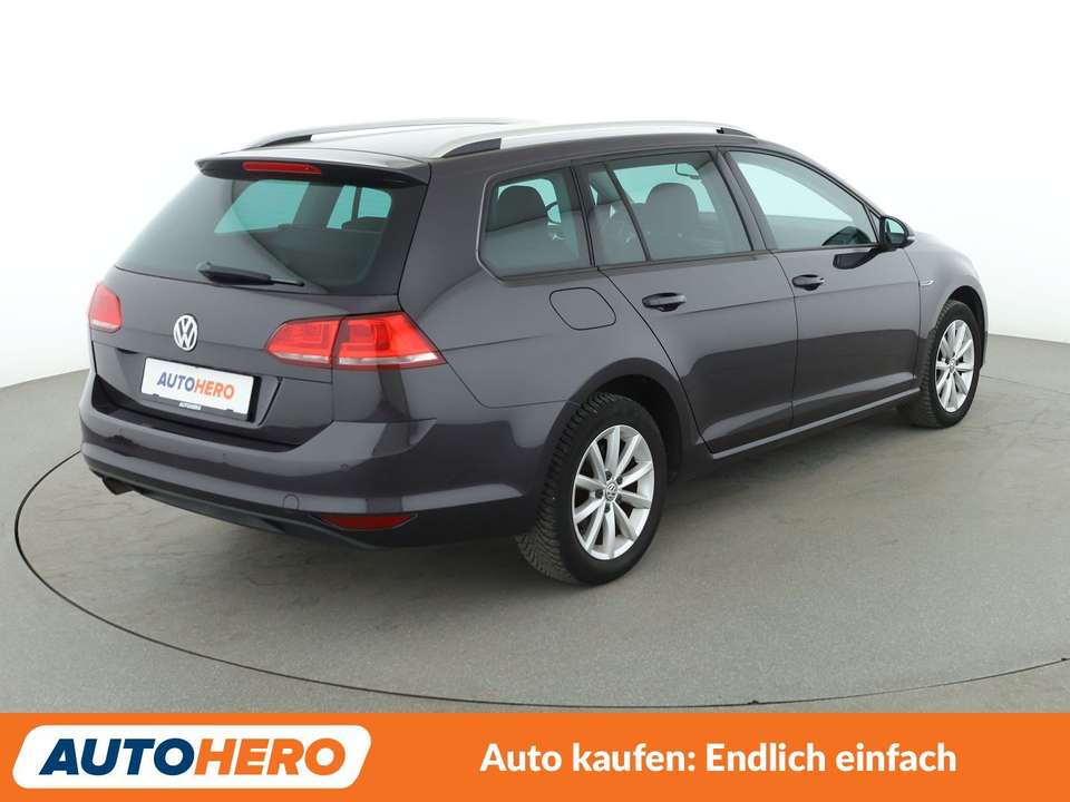 Volkswagen Golf - Imagem 6