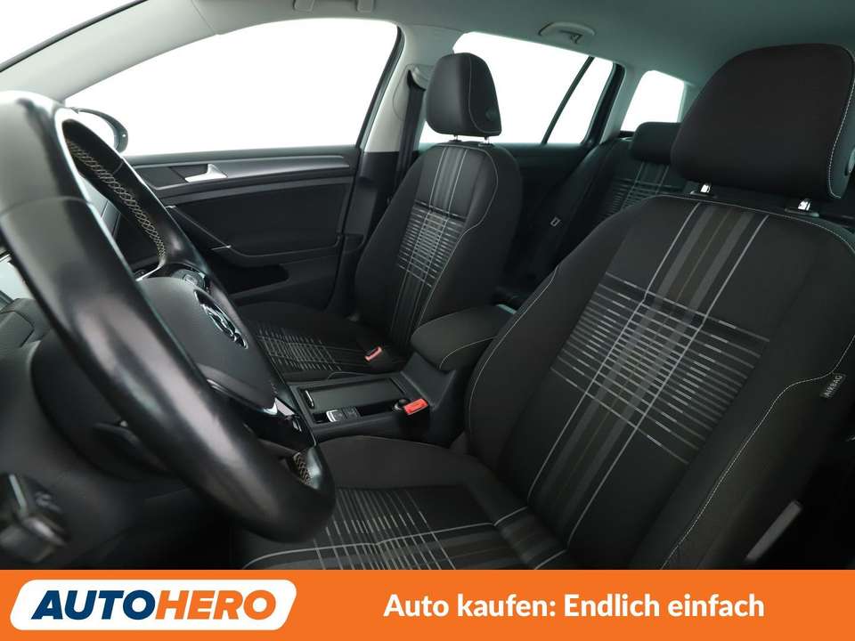 Volkswagen Golf - Imagem 10