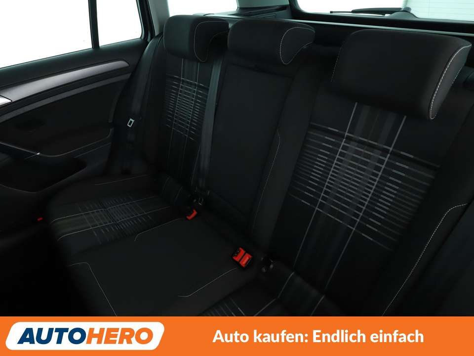 Volkswagen Golf - Imagem 14