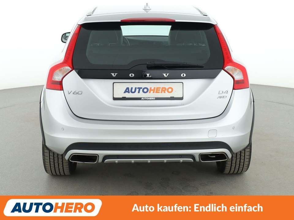 Volvo V60 Cross Country - Imagem 5