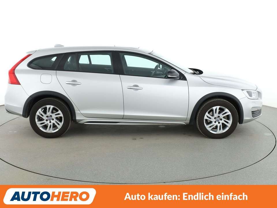 Volvo V60 Cross Country - Imagem 7