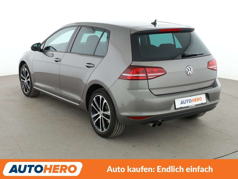 Volkswagen Golf - Imagem 4