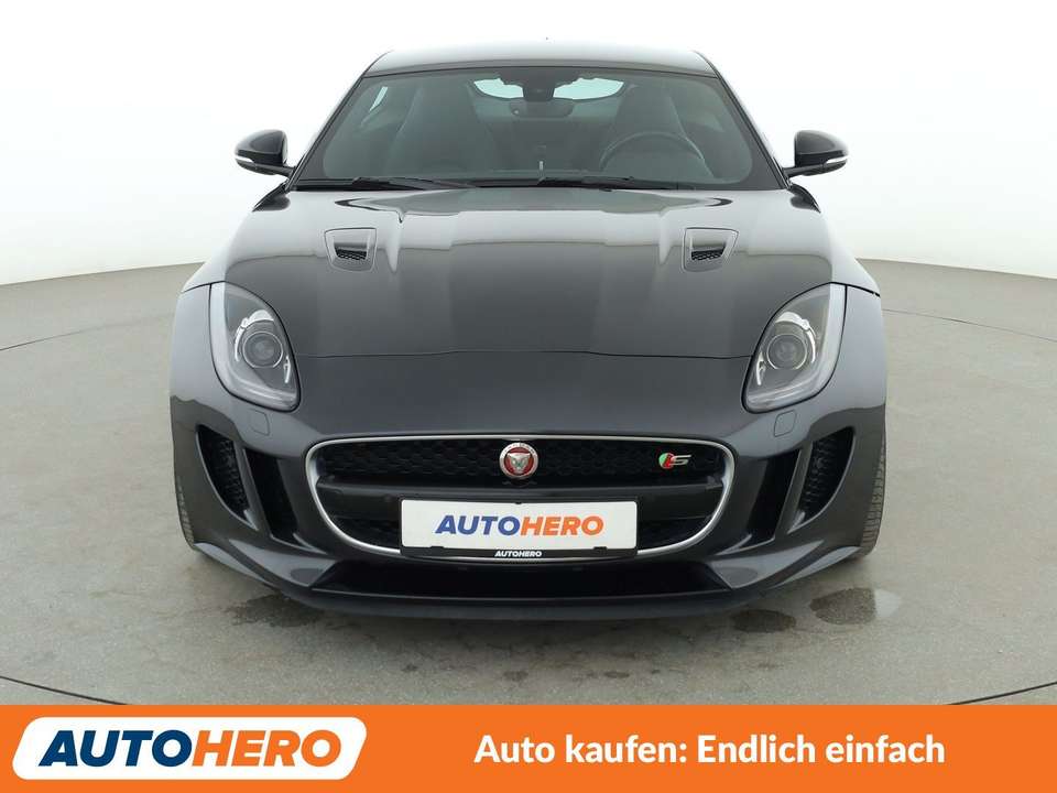 Jaguar F-Type - Imagem 9