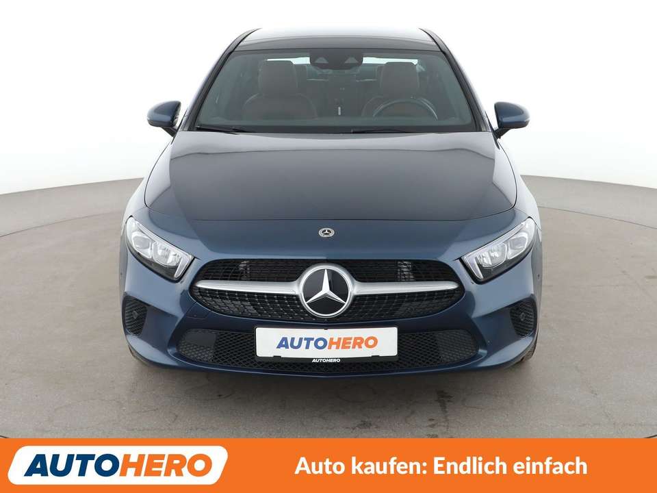 Mercedes-Benz A 200 - Imagem 9