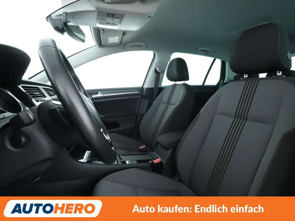 Volkswagen Golf - Imagem 10