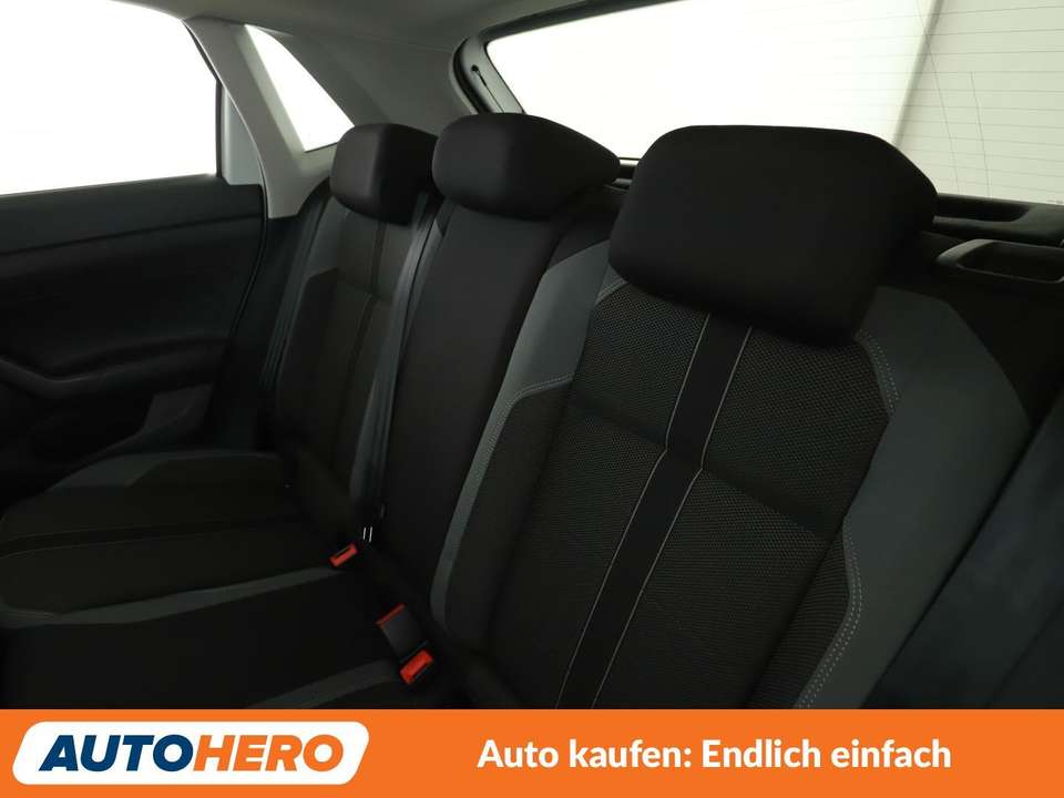 Volkswagen Polo - Imagem 14