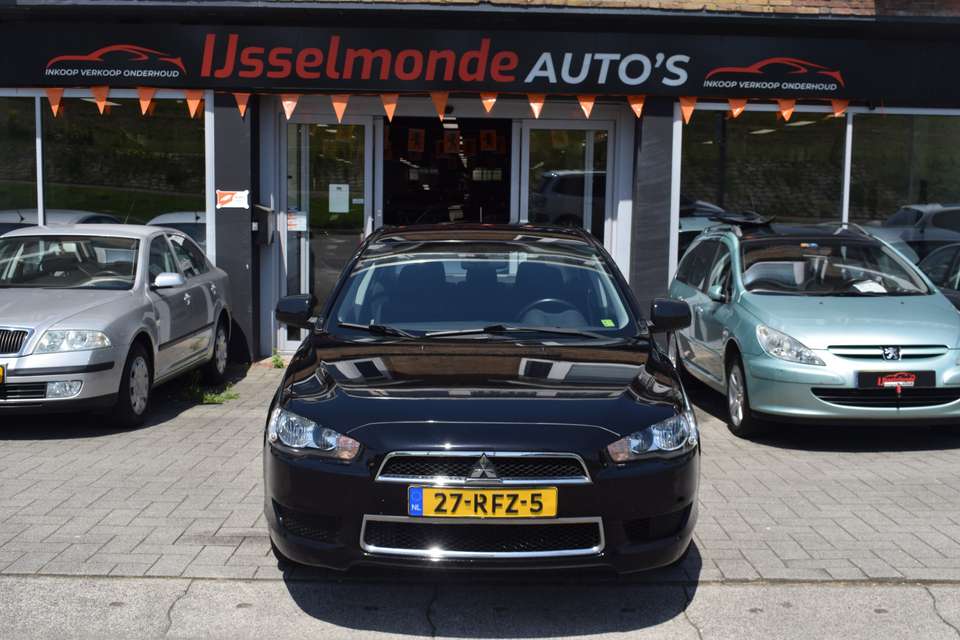 Mitsubishi Lancer - Imagem 4