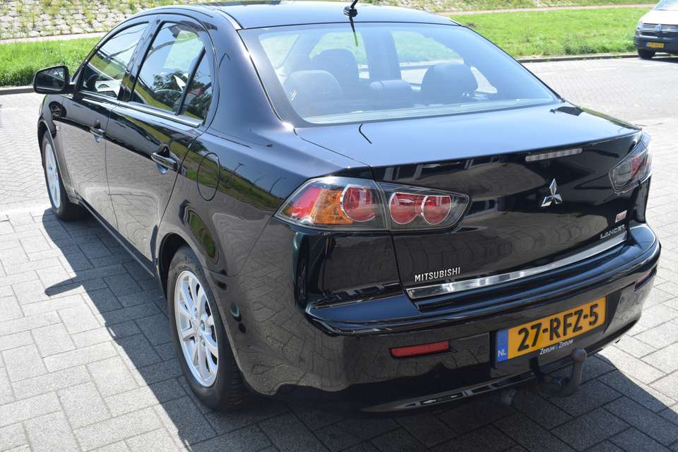 Mitsubishi Lancer - Imagem 10