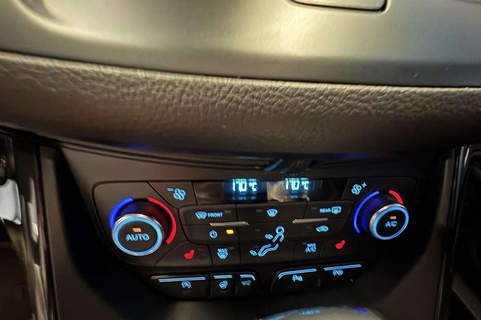 Ford Kuga - Imagem 10