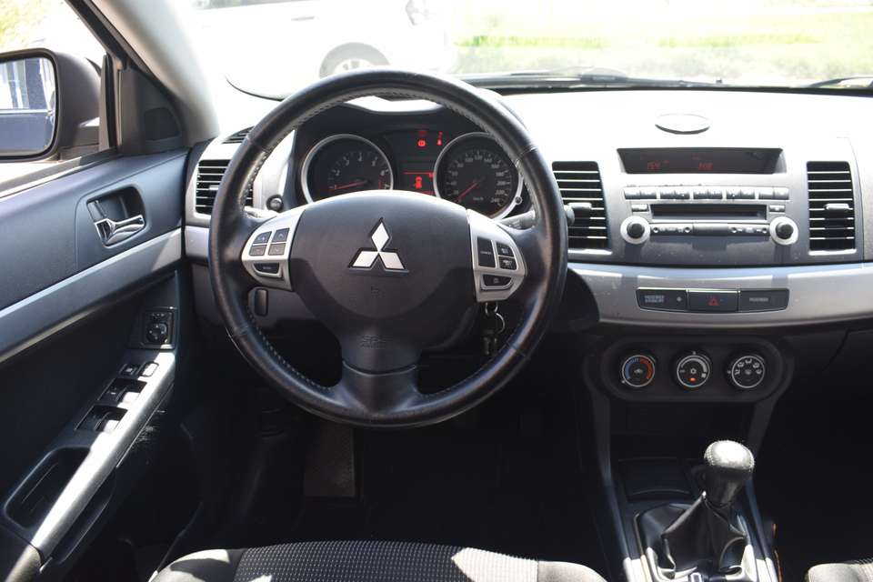 Mitsubishi Lancer - Imagem 16