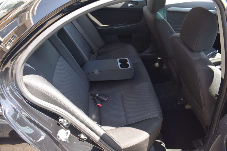 Mitsubishi Lancer - Imagem 18