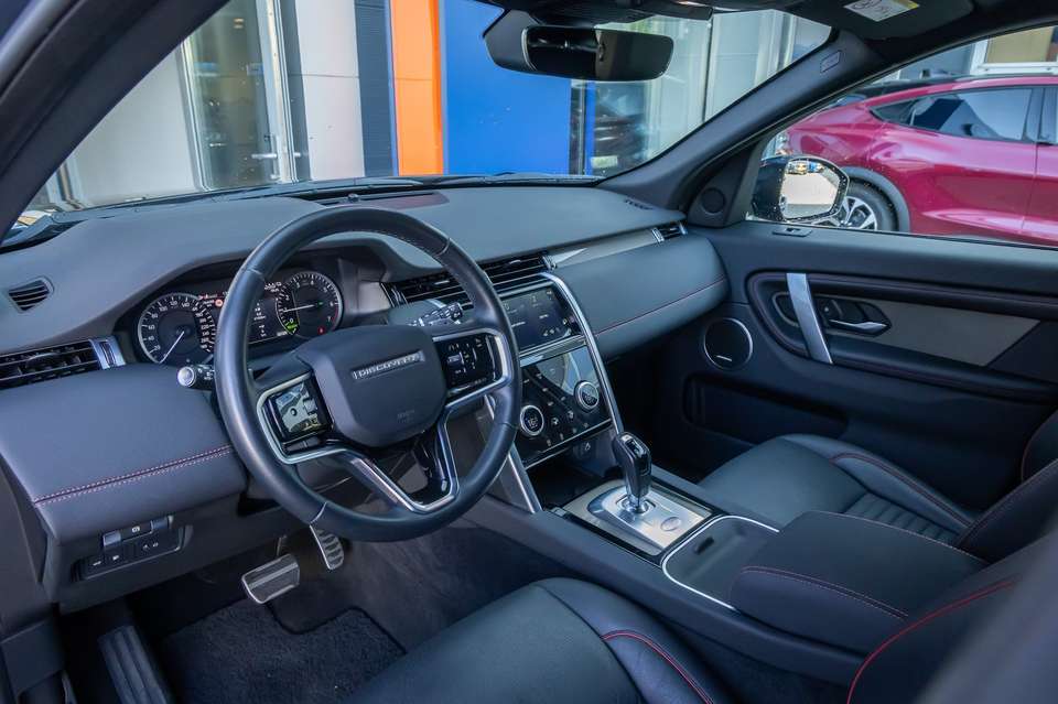 Land Rover Discovery Sport - Imagem 2