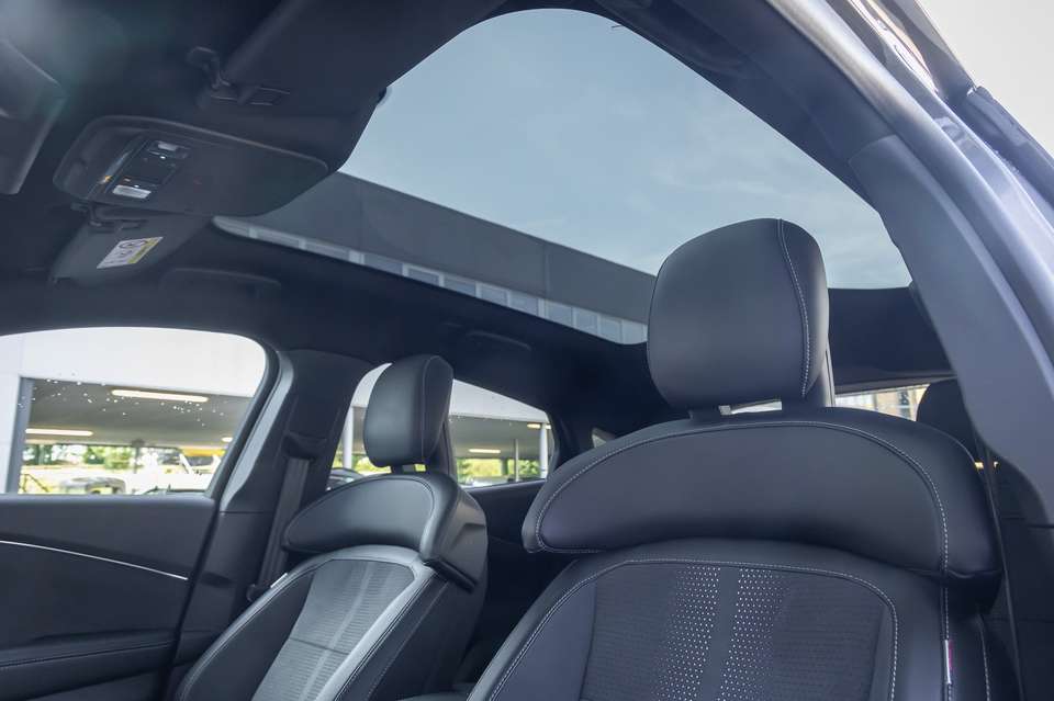 Ford Mustang Mach-E - Imagem 15