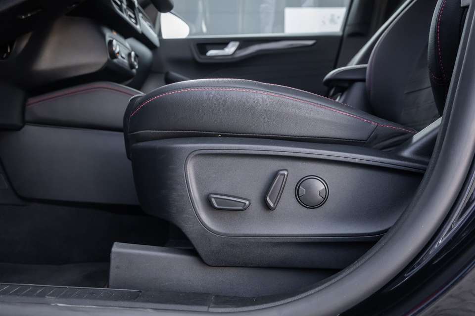 Ford Kuga - Imagem 15