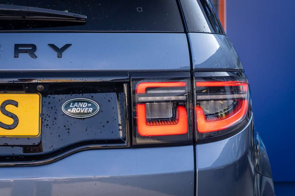 Land Rover Discovery Sport - Imagem 9