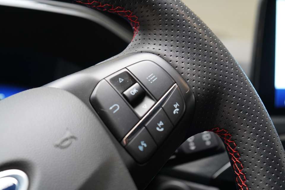 Ford Kuga - Imagem 15