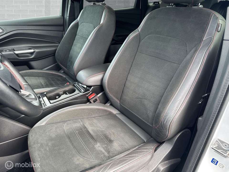 Ford Kuga - Imagem 8