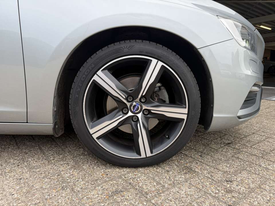 Volvo V60 - Imagem 12
