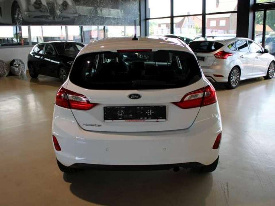 Ford Fiesta - Imagem 6