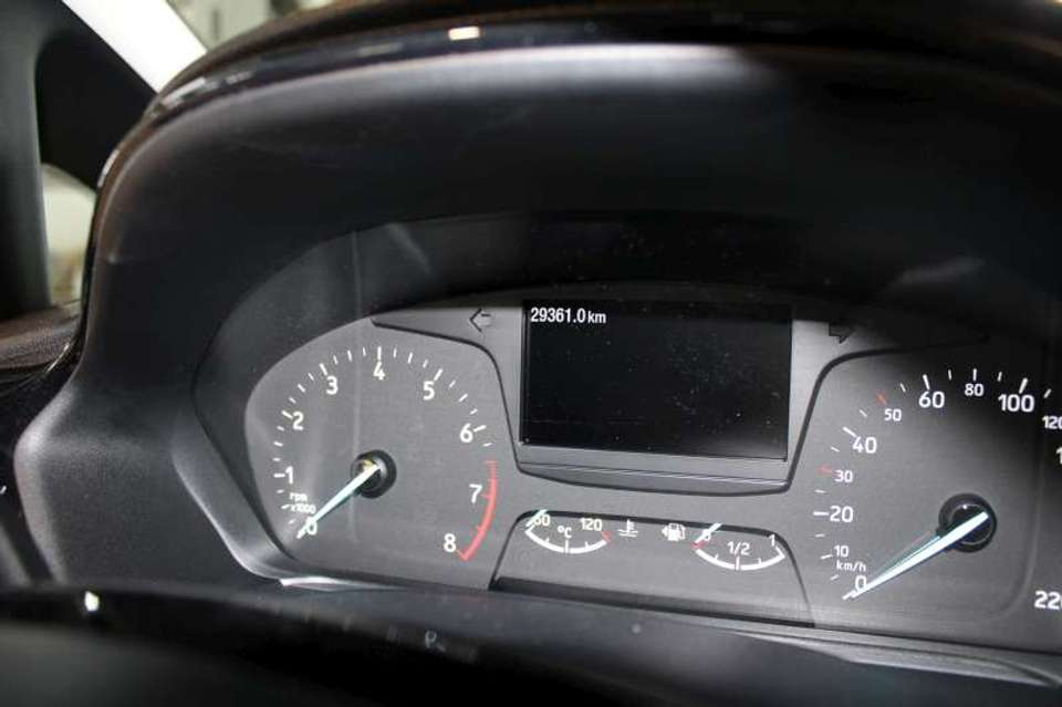 Ford Fiesta - Imagem 9