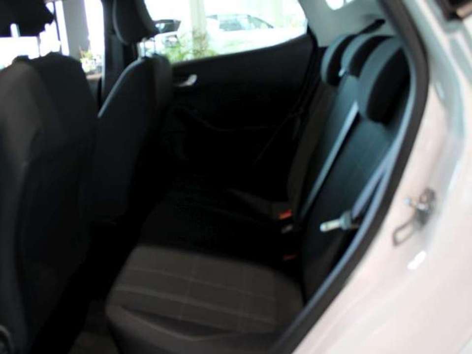 Ford Fiesta - Imagem 10