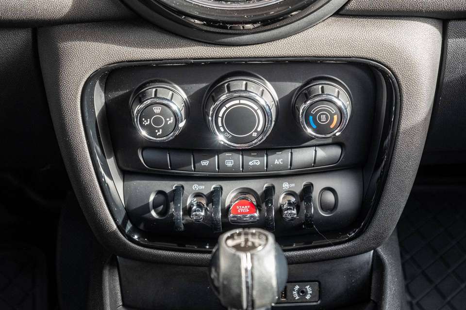 MINI Cooper Clubman - Imagem 11