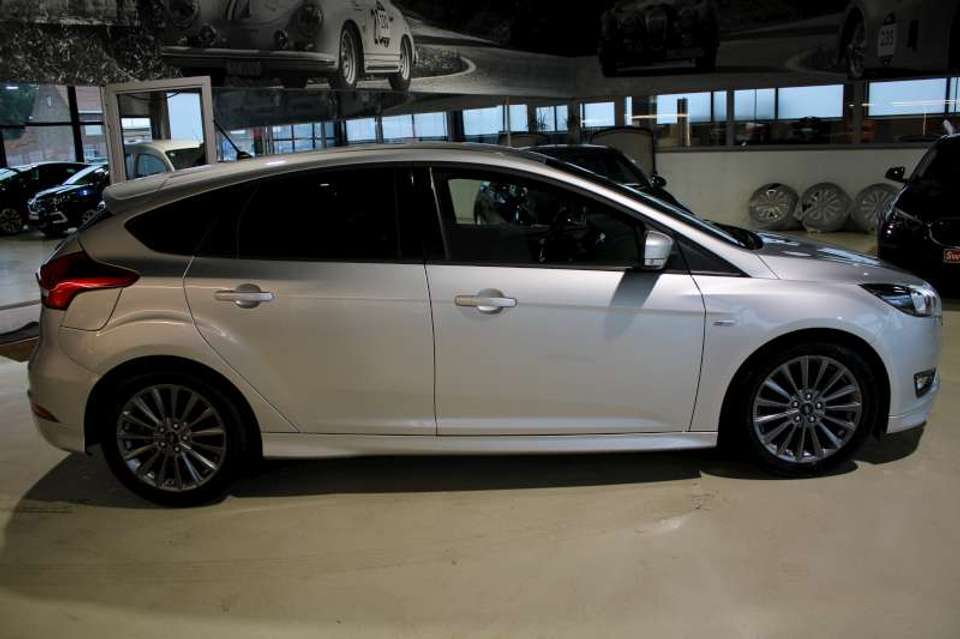 Ford Focus - Imagem 4