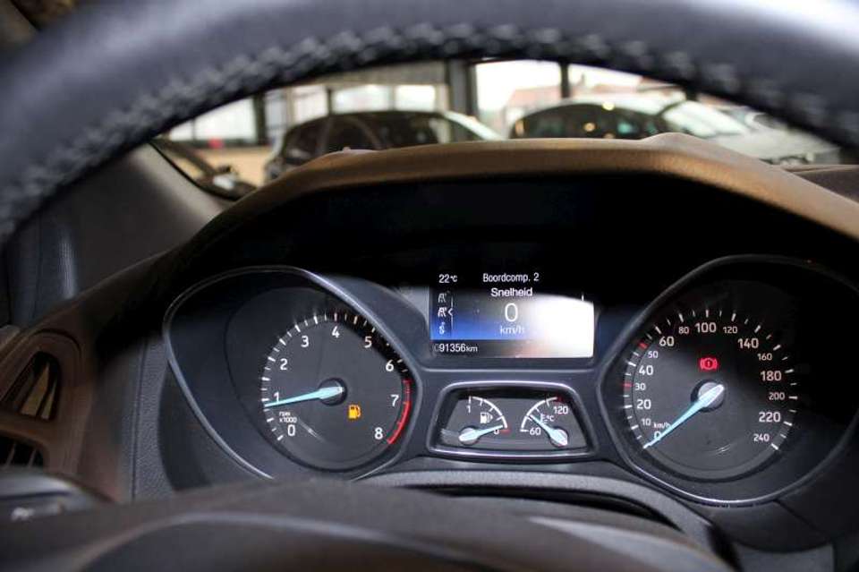 Ford Focus - Imagem 10