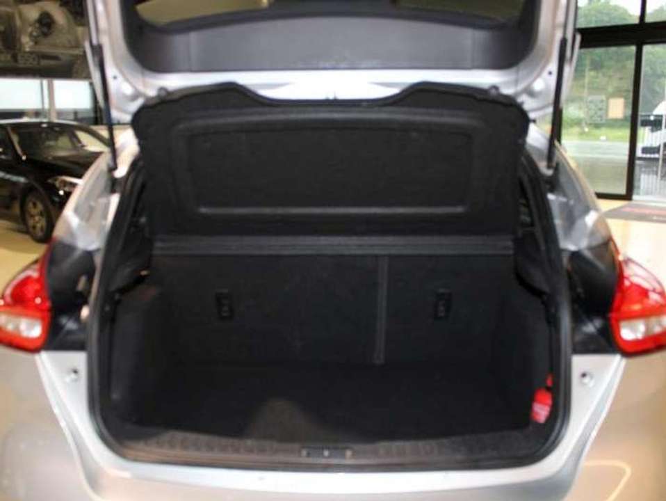 Ford Focus - Imagem 11