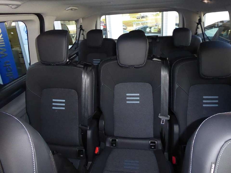 Ford Tourneo Custom - Imagem 14