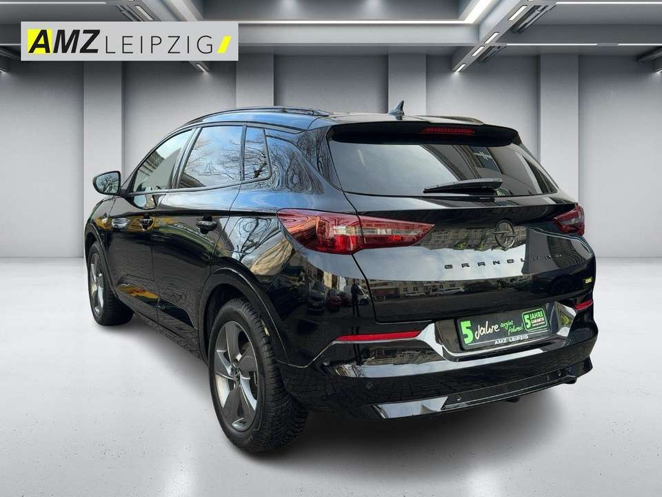Opel Grandland - Imagem 4